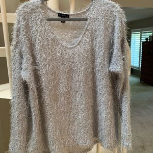 TRIBAL Women’s Size XL light grey fun sweater